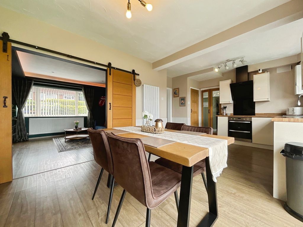 Property photo 2 of 20 Img_2673