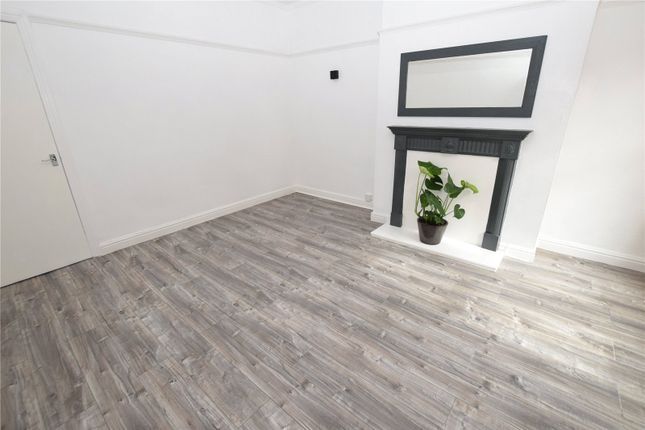 Property photo 2 of 14 Living Room