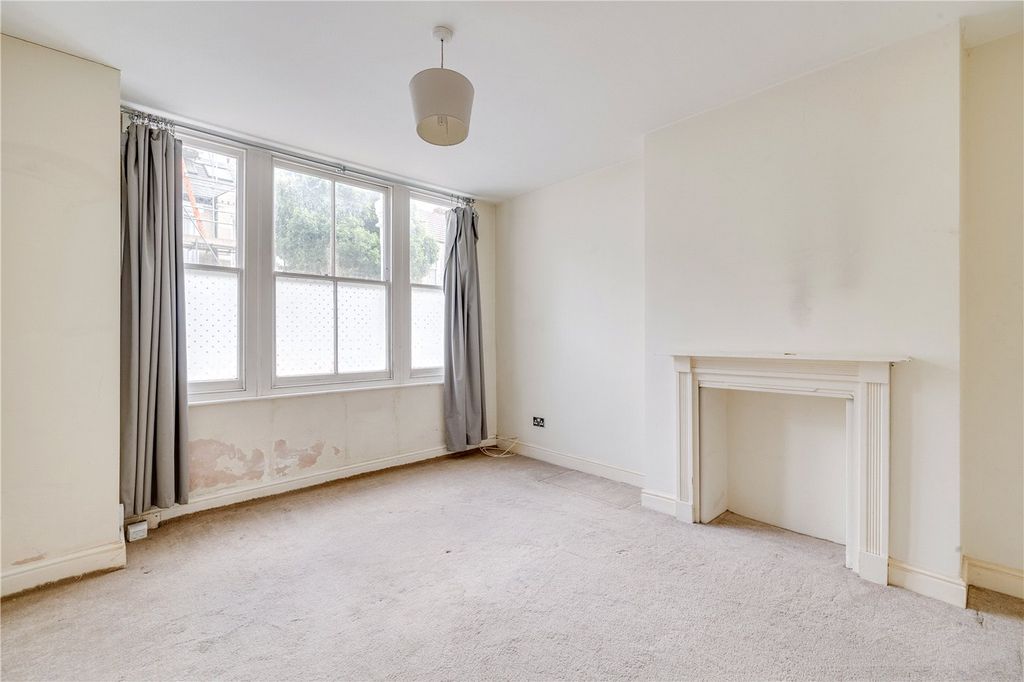 Property photo 2 of 11 Picture No. 09