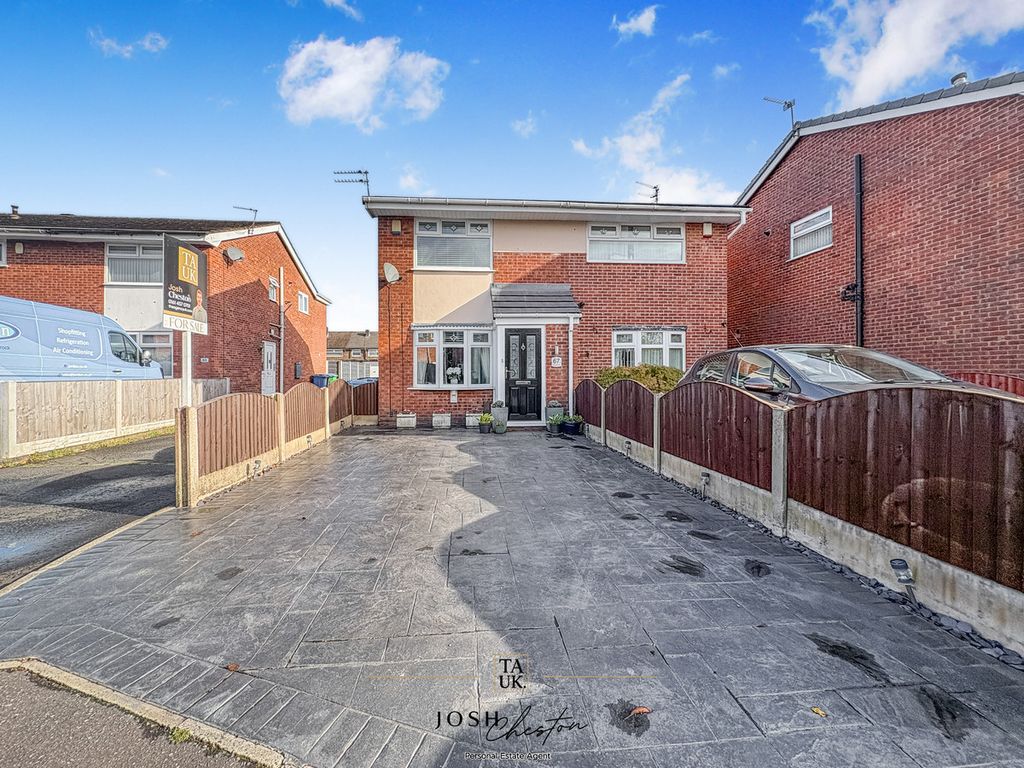 Property photo 1 of 17