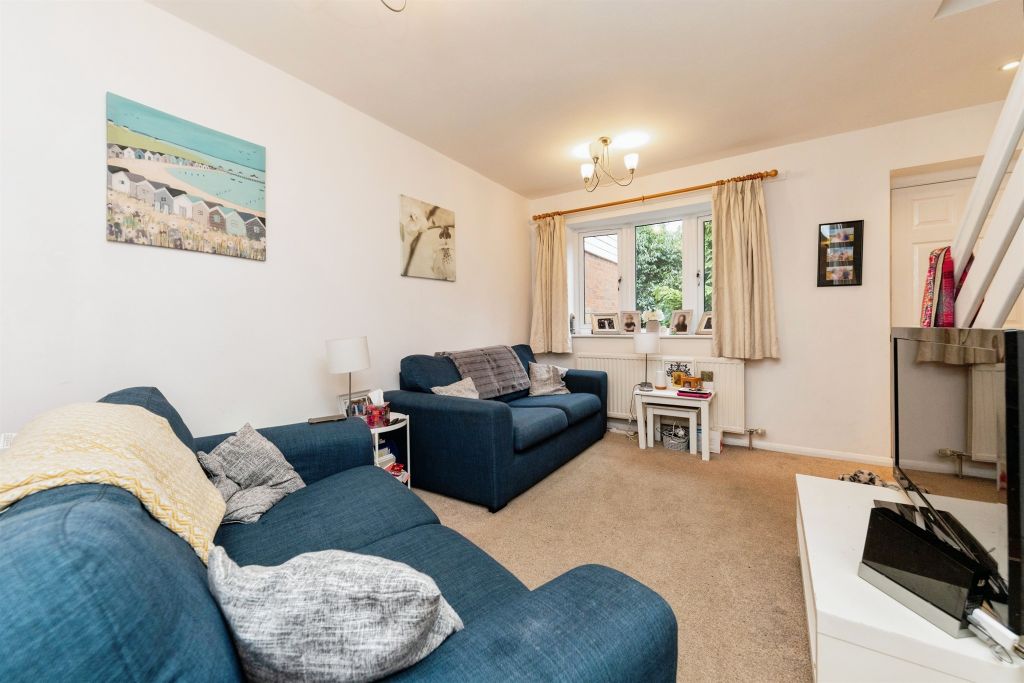 Property photo 2 of 18
