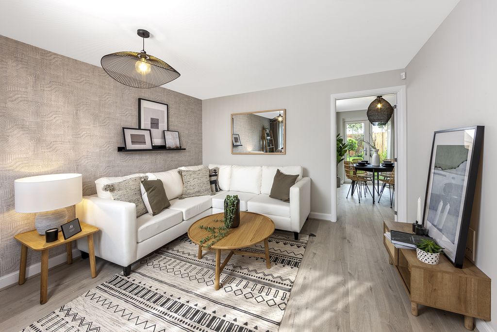 Property photo 1 of 7 Cosy Lounge In 3 Bedroom Maidstone