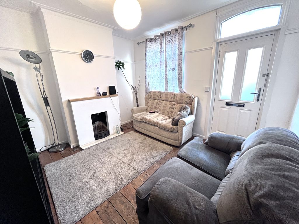 Property photo 2 of 3