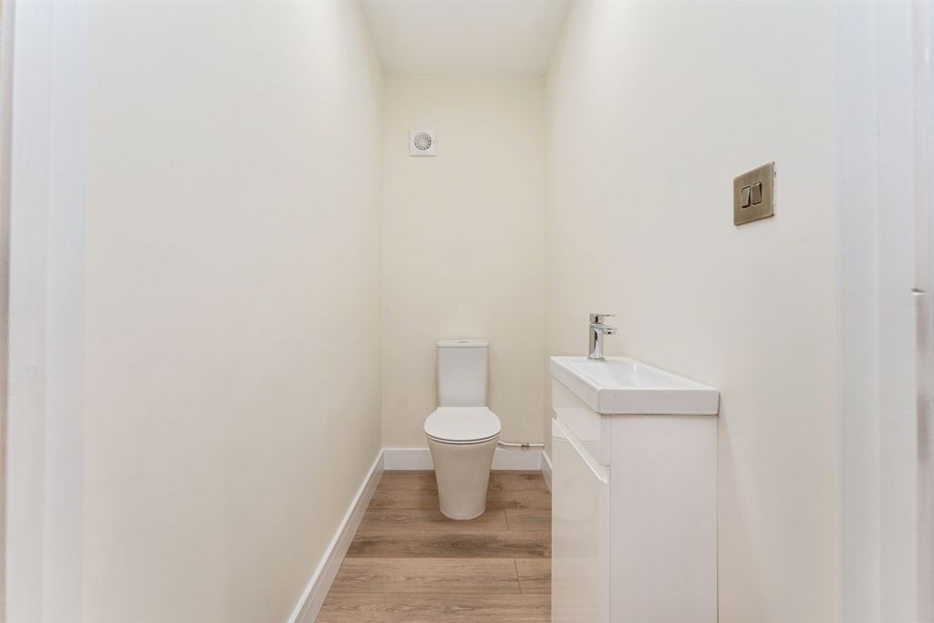 Additional image 6 of 4 bed detached house for saleElm Road, March PE15