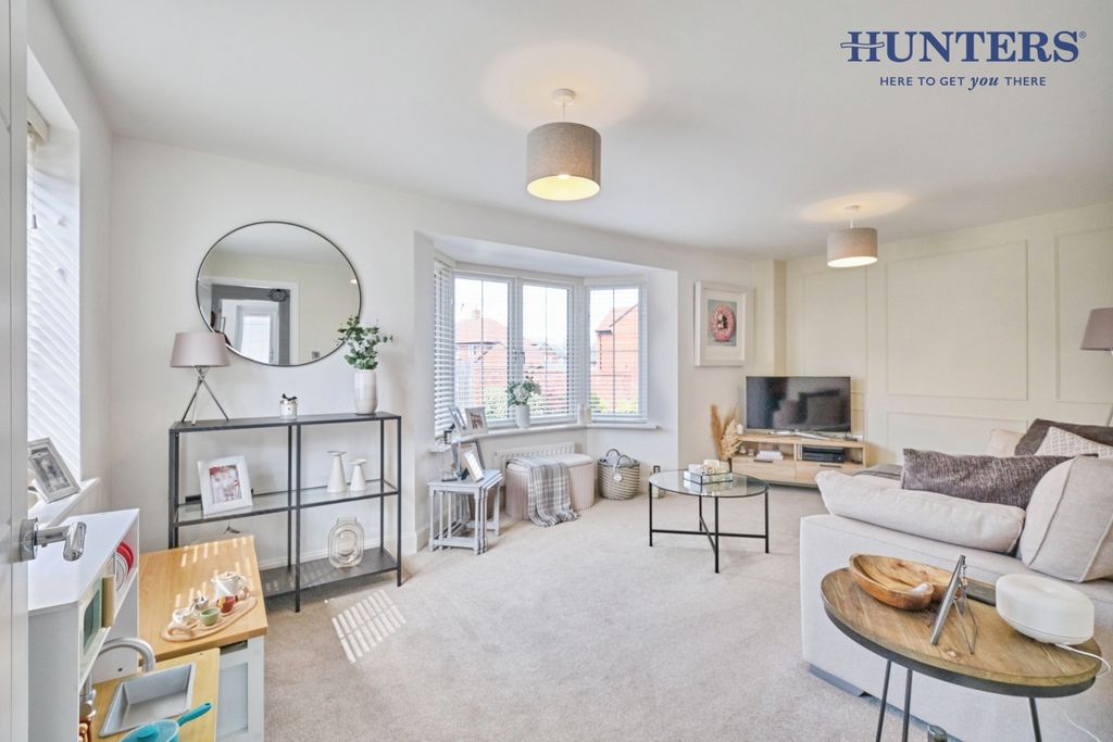 Property photo 3 of 24 Pbox-Img.Jpg