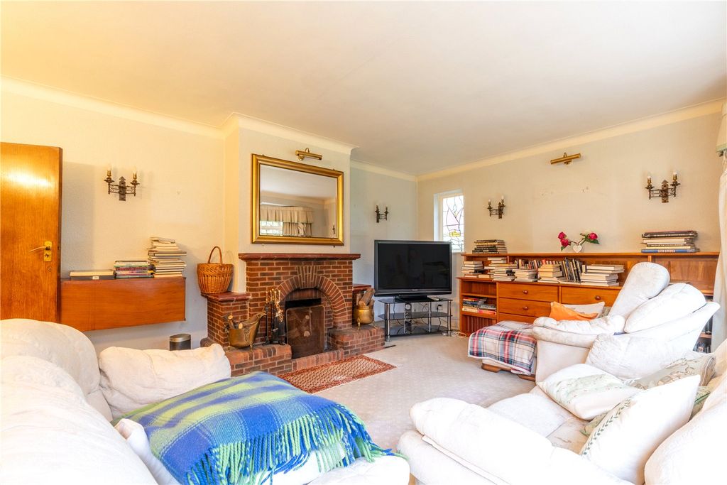 Property photo 3 of 18 Reception Room