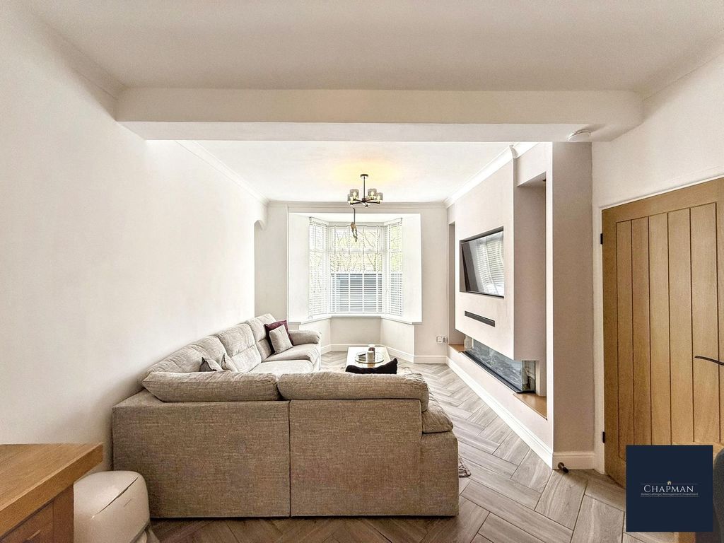 Property photo 3 of 24