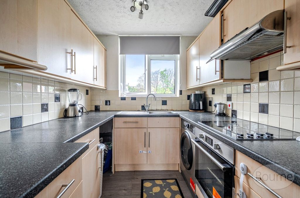 Property photo 2 of 22 Picture 2