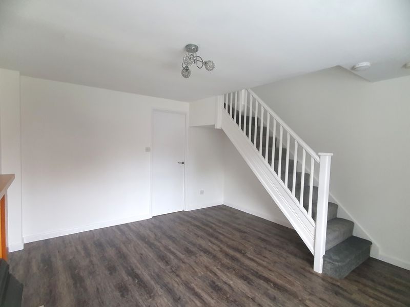 Property photo 2 of 12 Photo 11