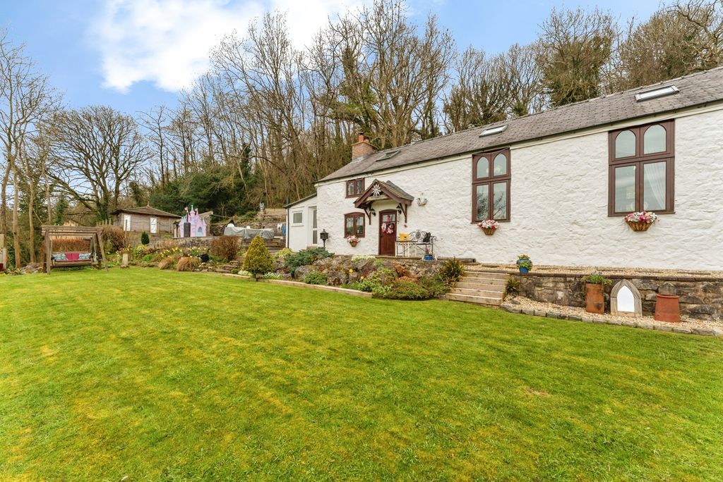 Property photo 3 of 22 Pbox-Img.Jpg