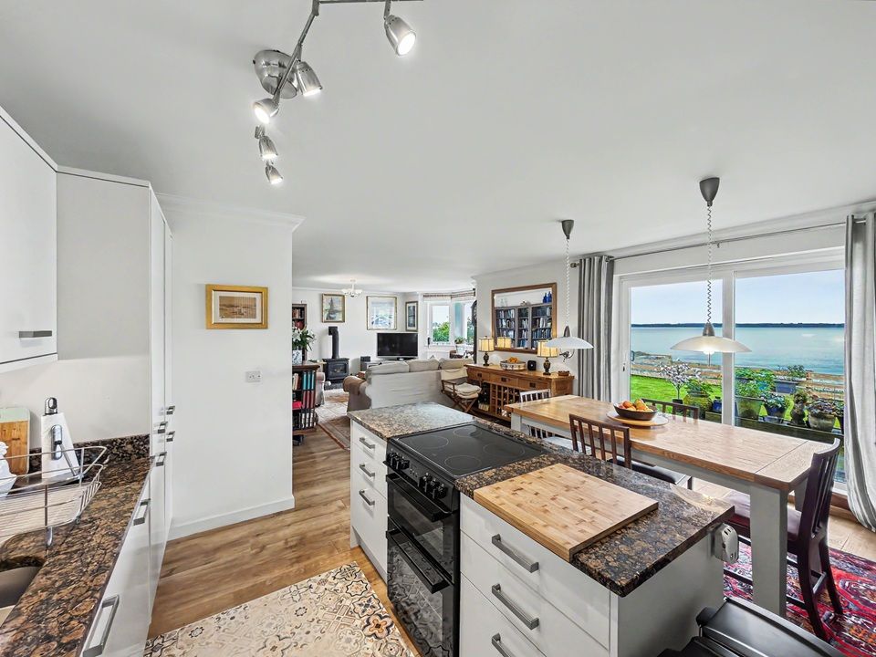 Additional image 5 of 3 bed flat for saleGanavan Sands, Oban, Argyll, Oban PA34