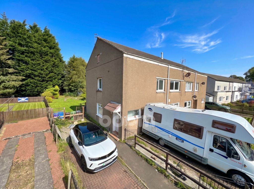 Property photo 1 of 20 Linburn Road, Penilee Two Bedroom Upper Cottage Fl