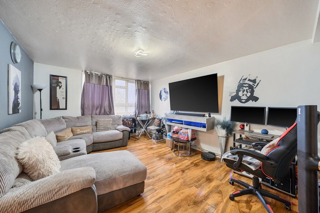 Property photo 1 of 17 Reception Room