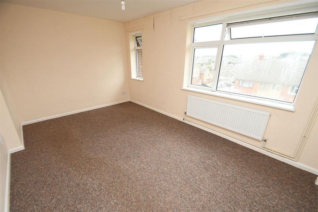 Property photo 2 of 5 S6Pb3Q8Hl0Igwamzpqqtew.Jpg