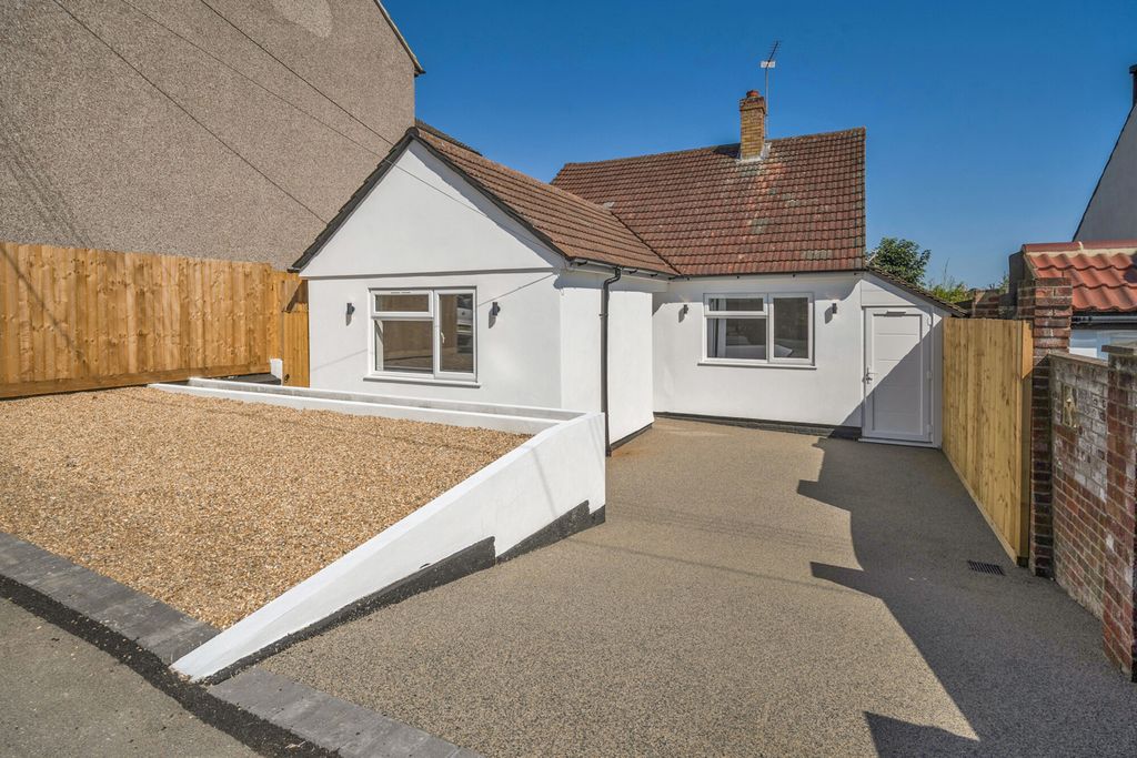 Property photo 1 of 22 External