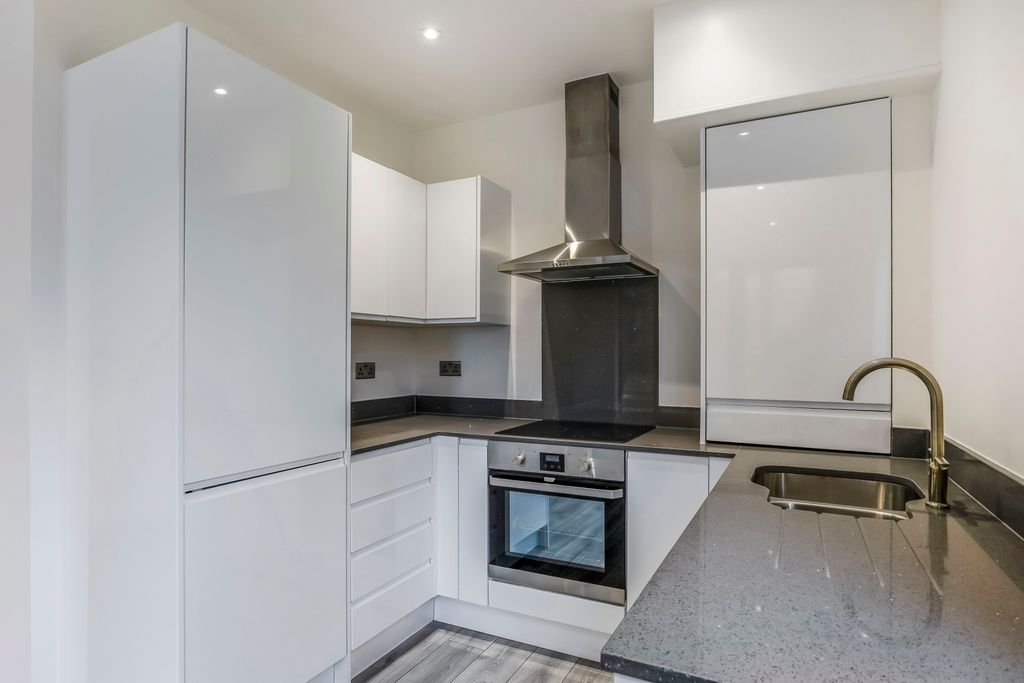 Property photo 3 of 7 Picture No. 16