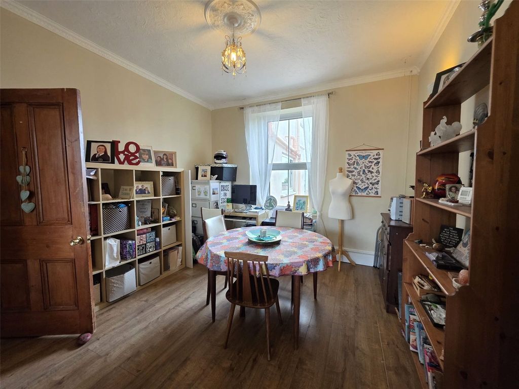 Property photo 3 of 26 Picture No. 19