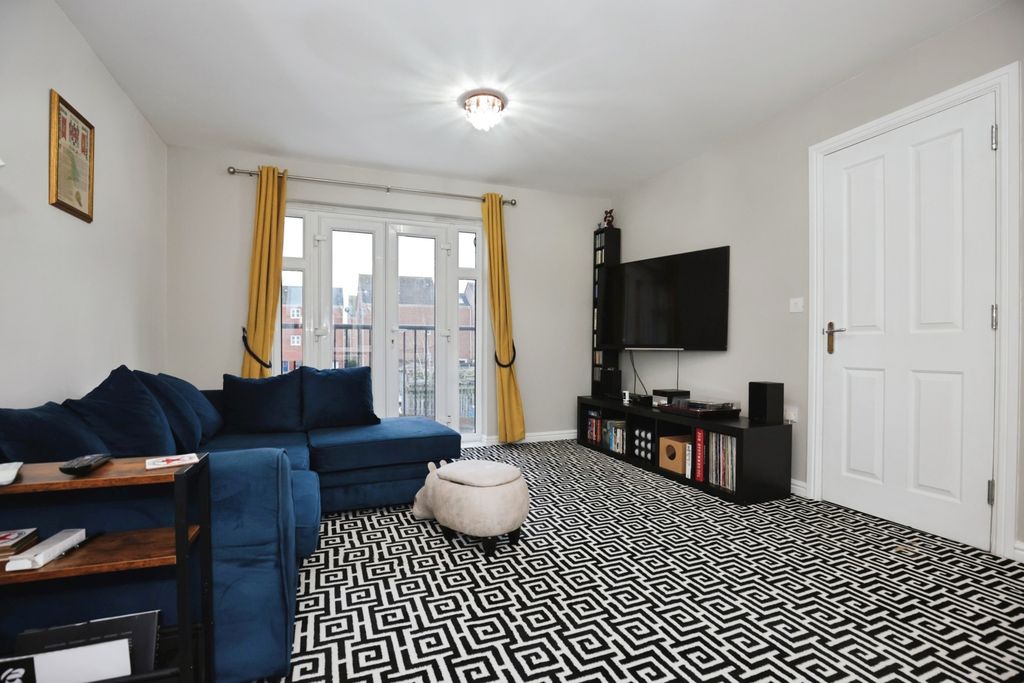 Property photo 2 of 13 Pbox-Img.Jpg