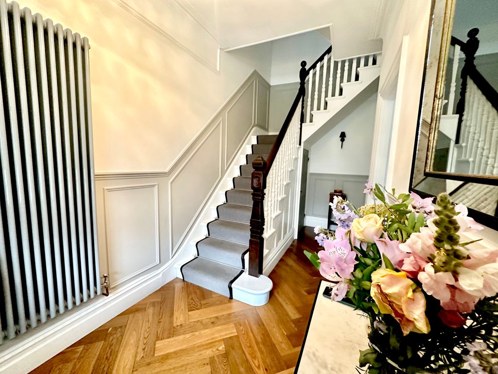 Property photo 3 of 19 Img_4183