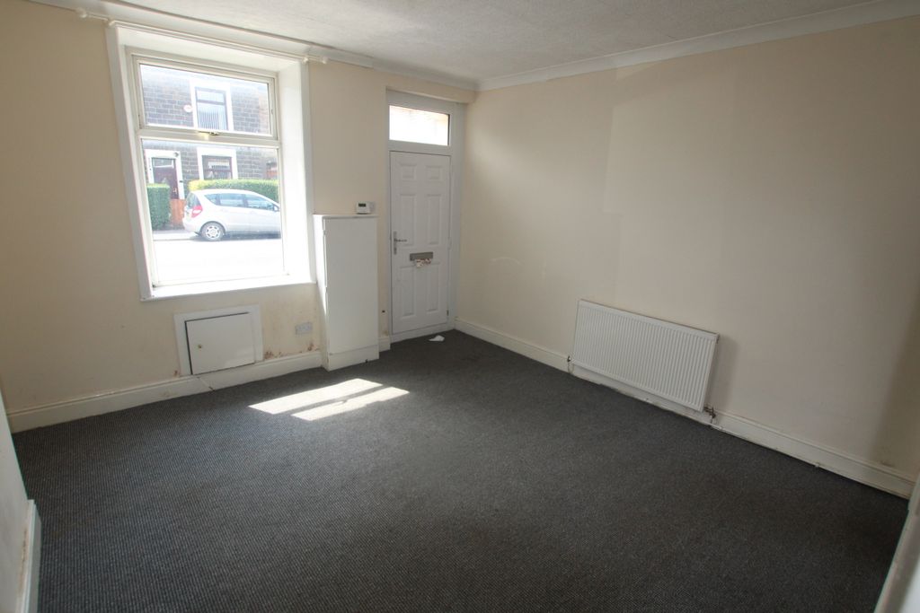 Property photo 2 of 6 2