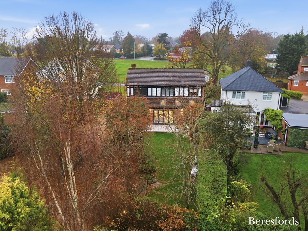 Property photo 2 of 26 Picture No. 05