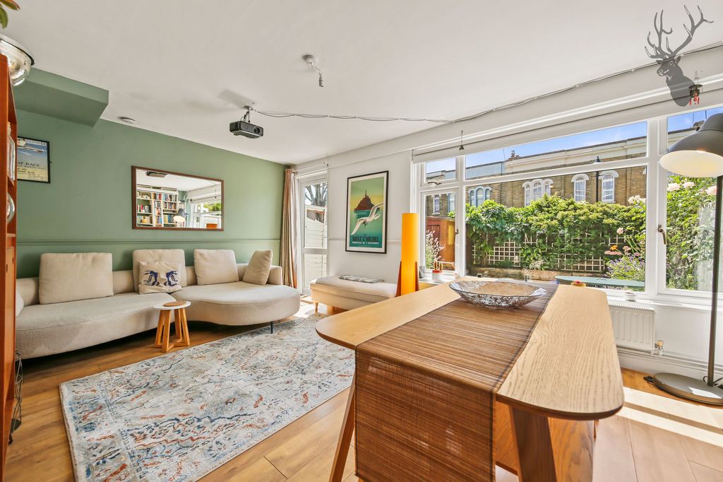 Property photo 1 of 27