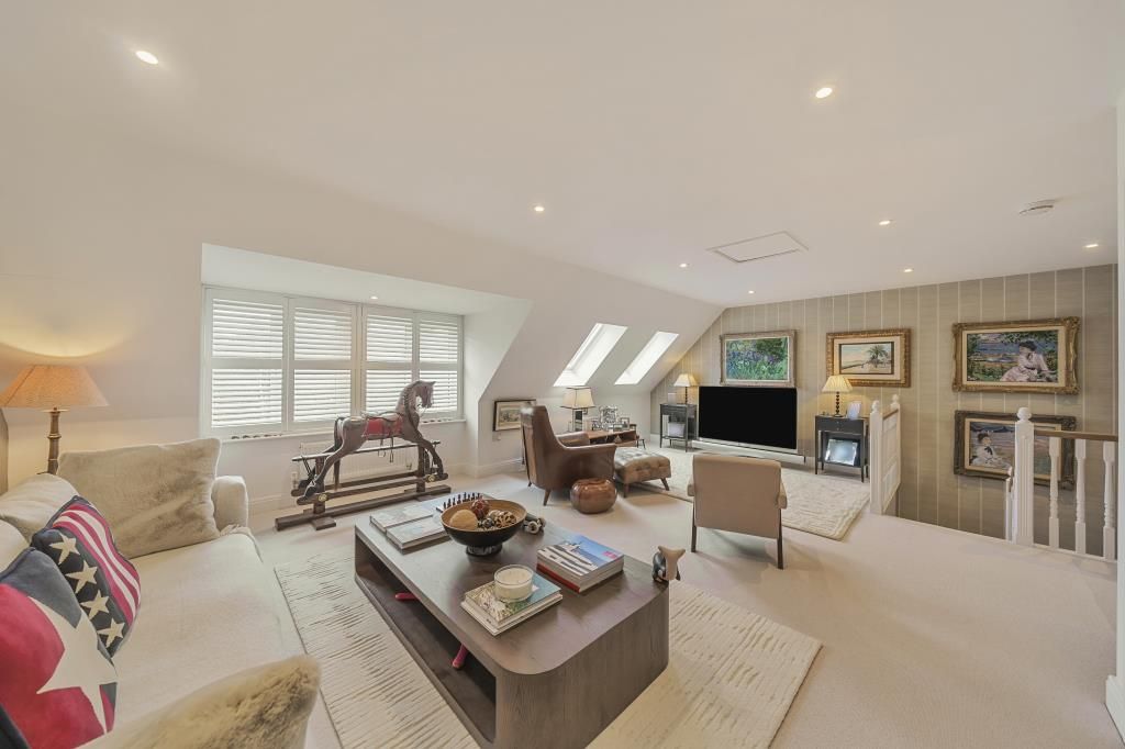 Property photo 3 of 13 Second Floor Reception Room