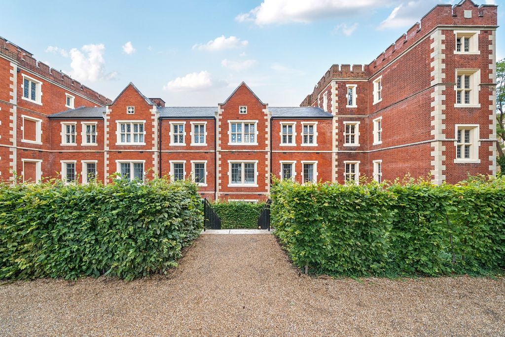 Property photo 2 of 7 Picture No. 14