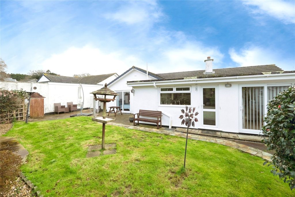 Property photo 3 of 15 Garden