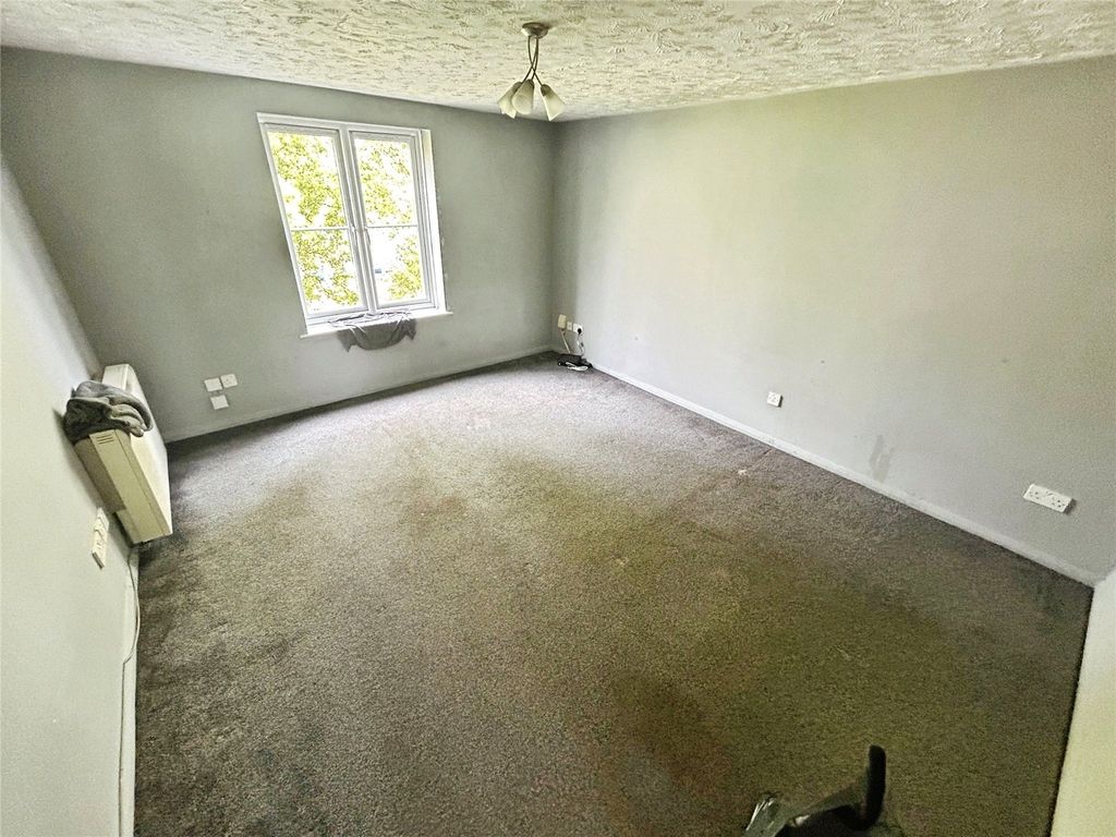 Property photo 3 of 7 Picture No. 04