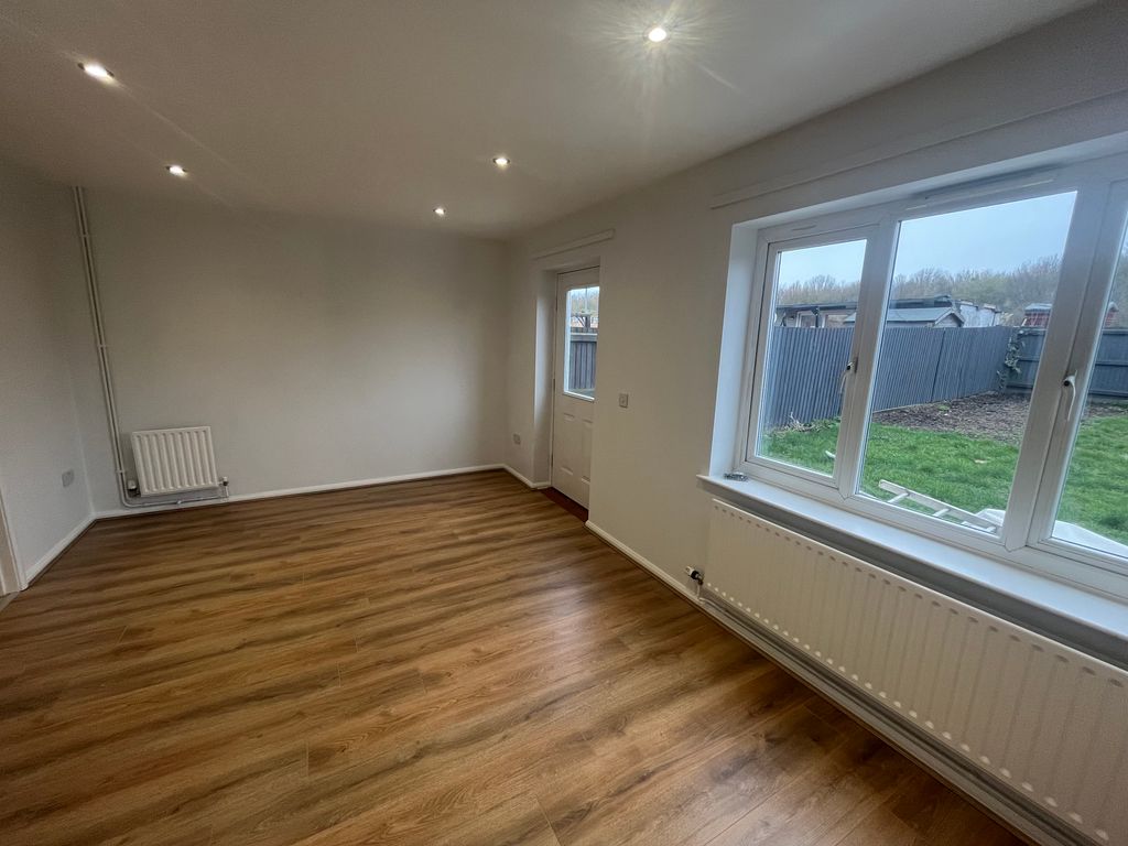 Property photo 3 of 8 Living Room