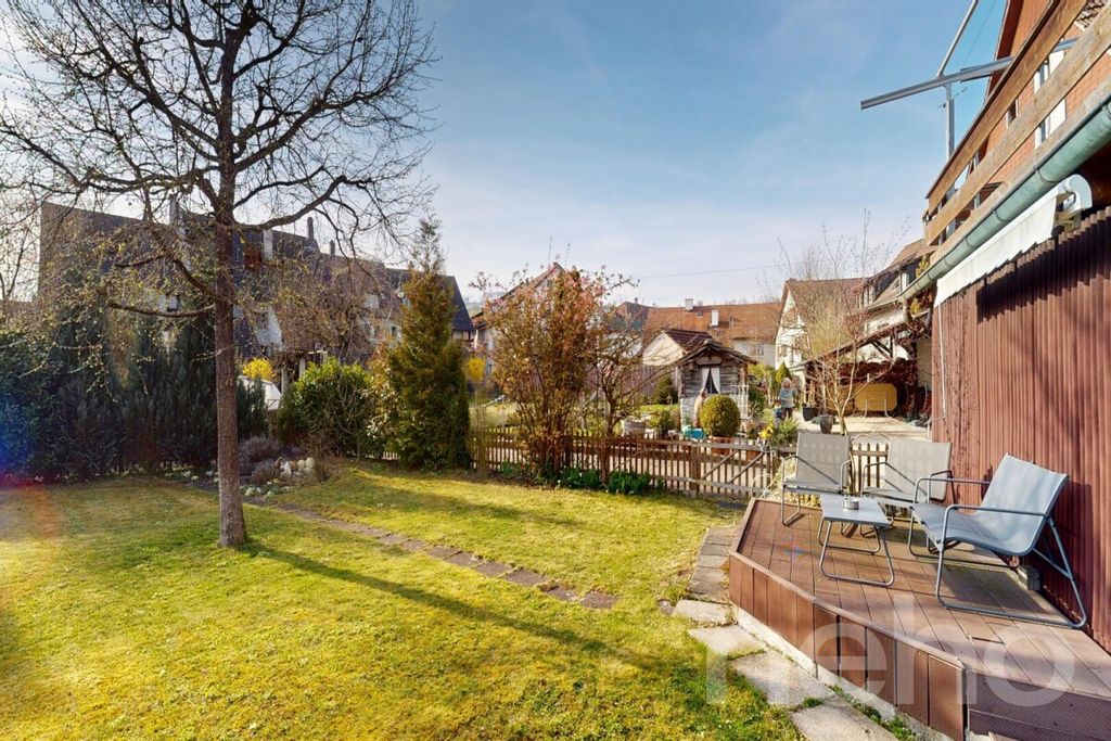 Property photo 3 of 12