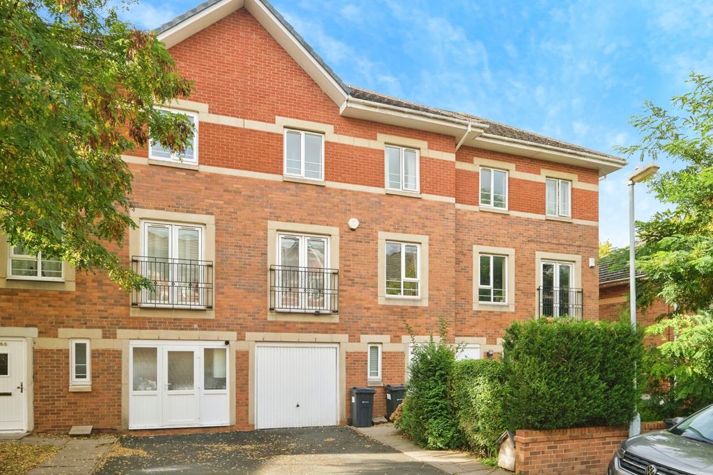 Property photo 1 of 17 Front