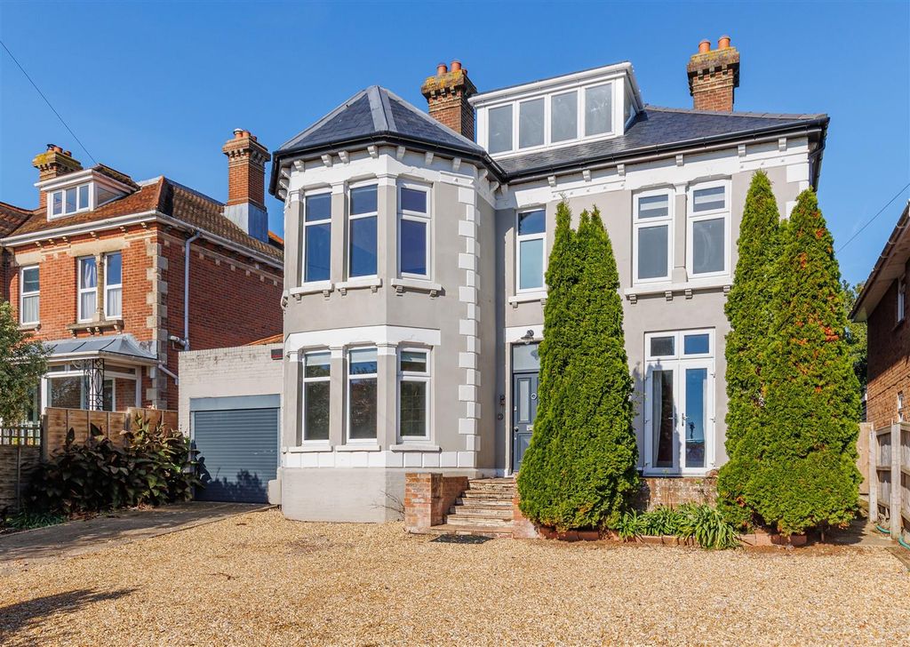 Property photo 1 of 29 Front Elevation