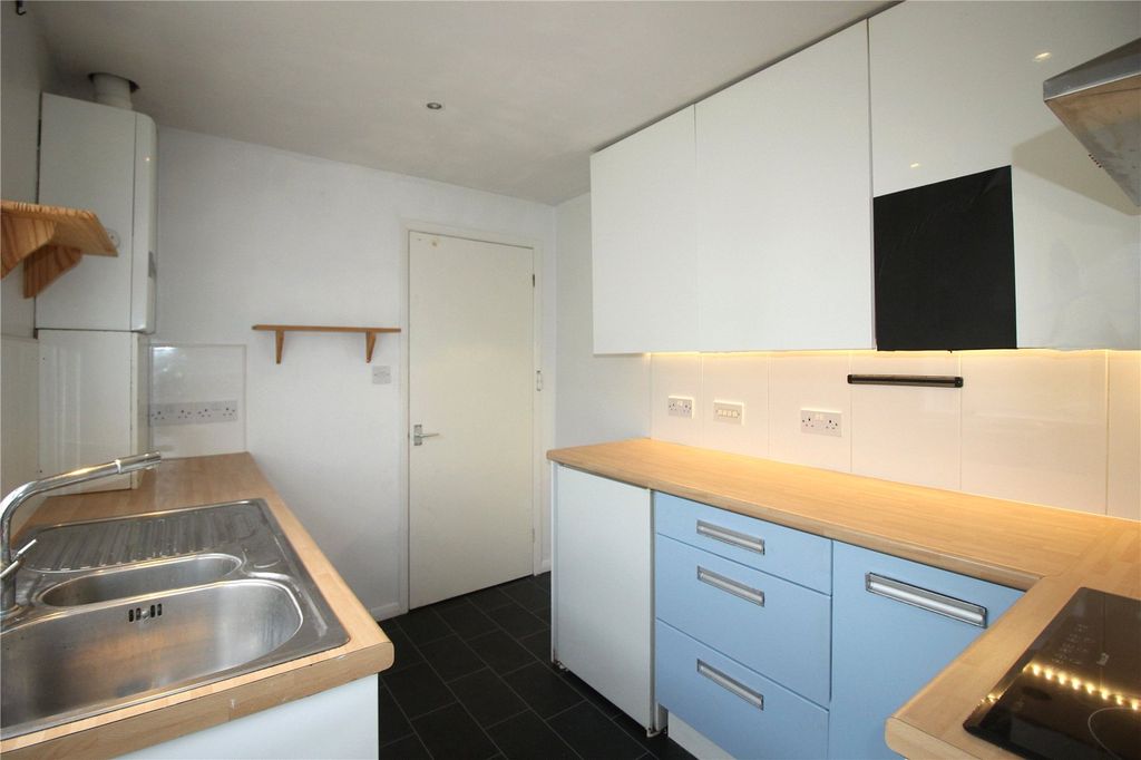 Property photo 2 of 9 Picture No. 08