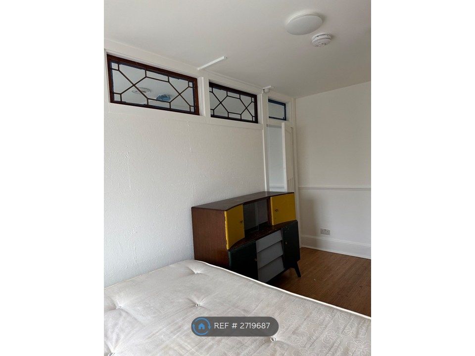 Property photo 2 of 13 Chestdraw In Bedroom