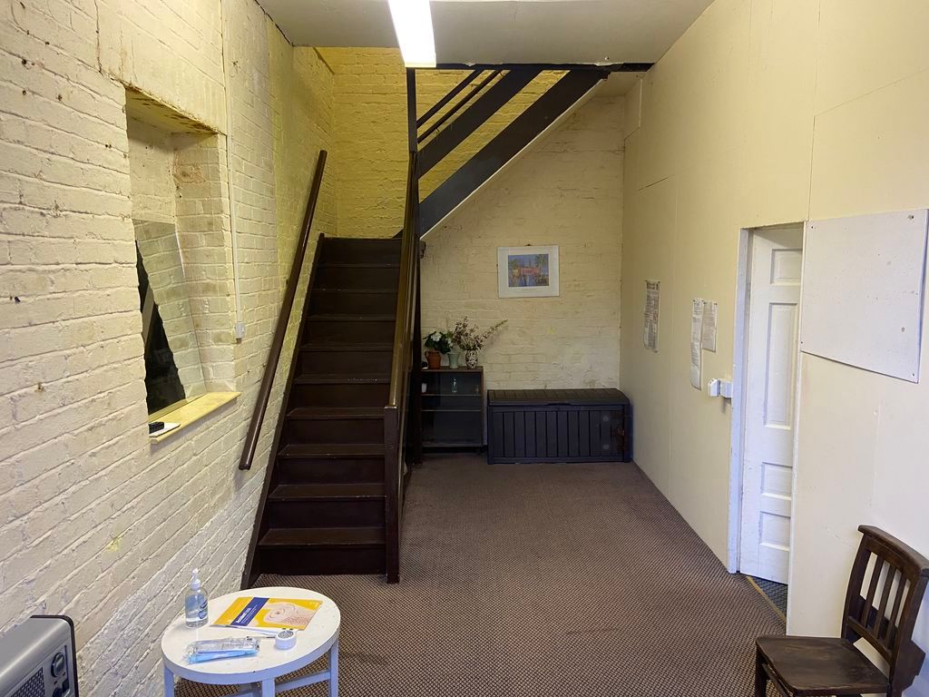 Property photo 3 of 11 Photo 7