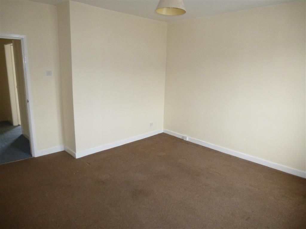 Property photo 2 of 6 Living Room