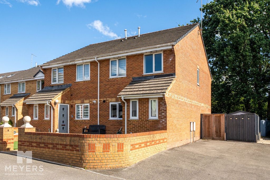 Property photo 1 of 24