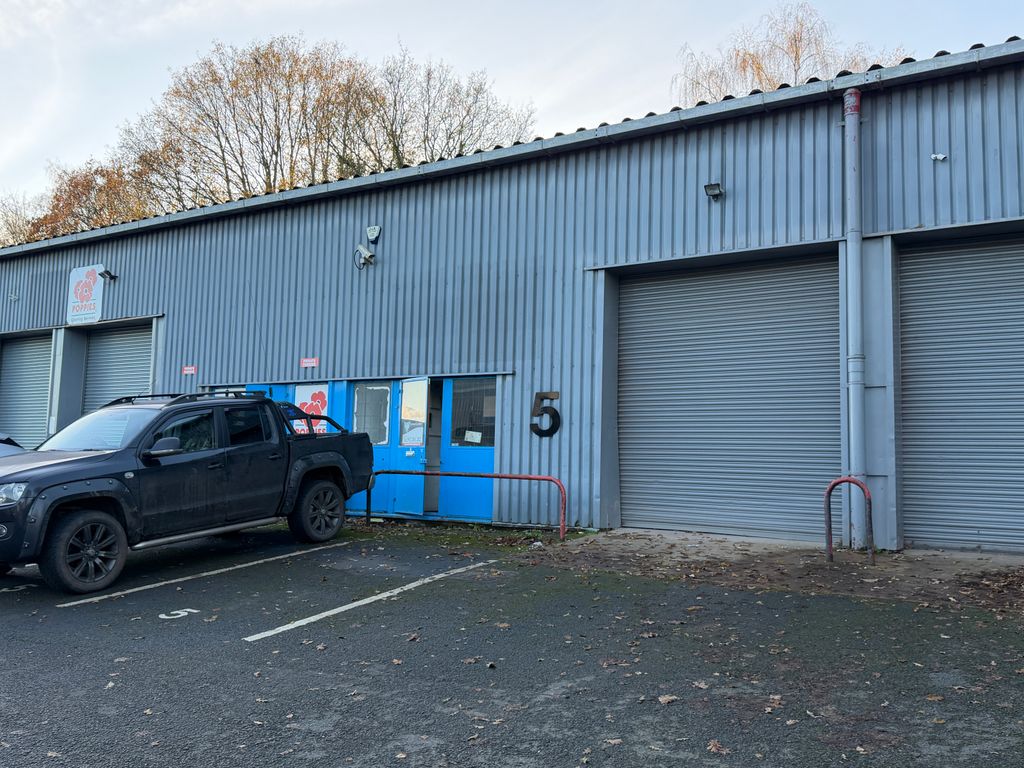 Property photo 1 of 4