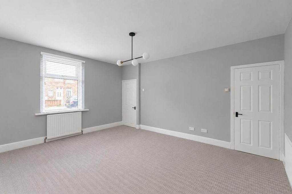 Property photo 3 of 12 Ash Lr 2.Png