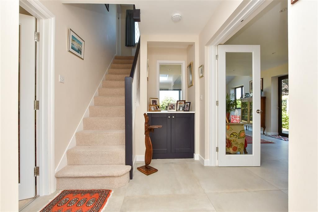 Property photo 3 of 19 Hallway