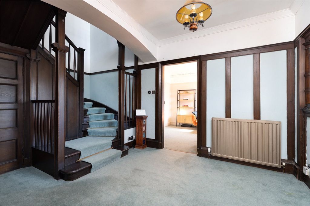 Property photo 2 of 29 Hallway