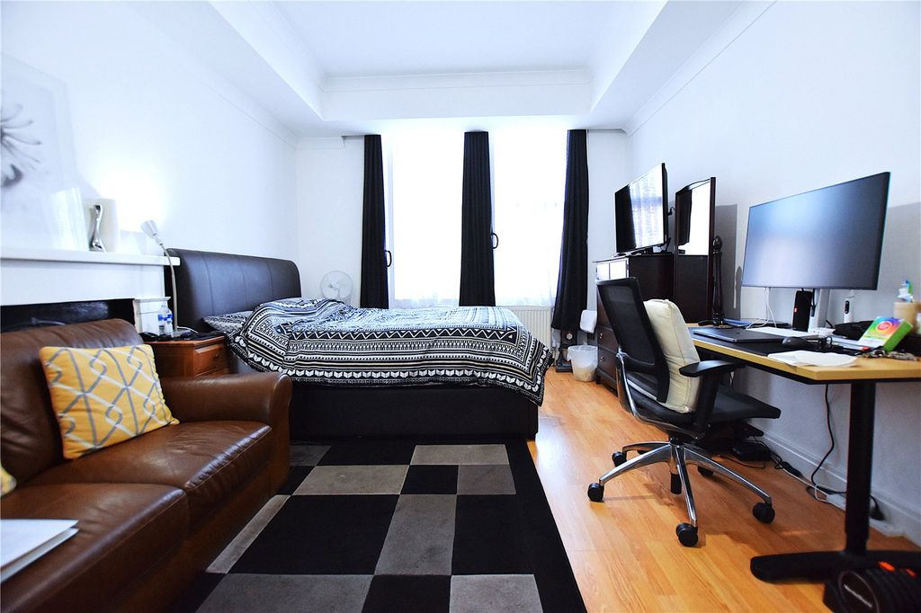 Property photo 1 of 11 Picture No. 02