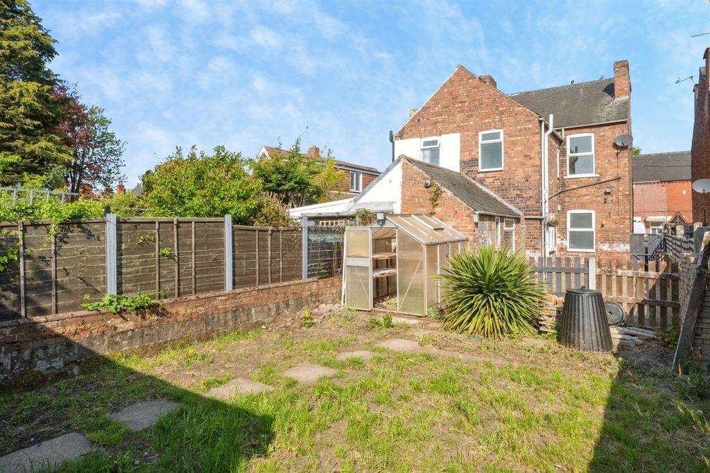 Property photo 2 of 14