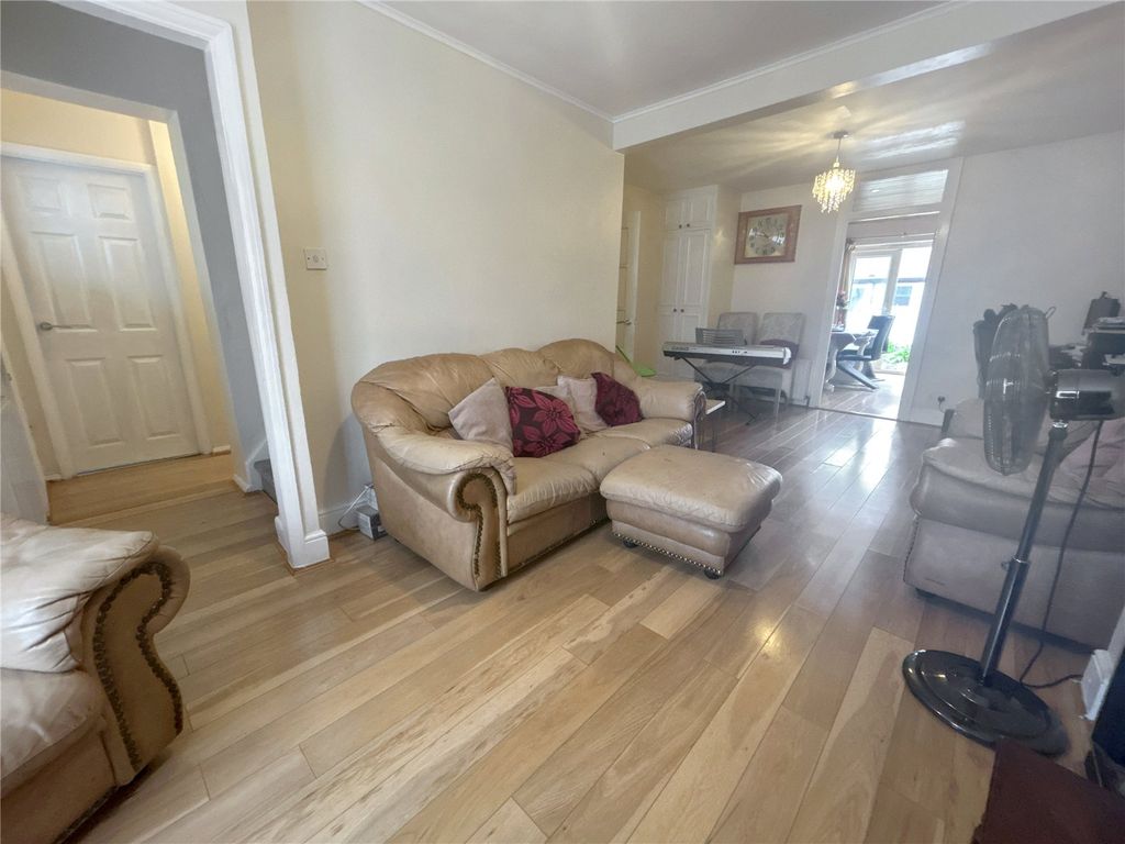 Property photo 3 of 26 Picture No. 41