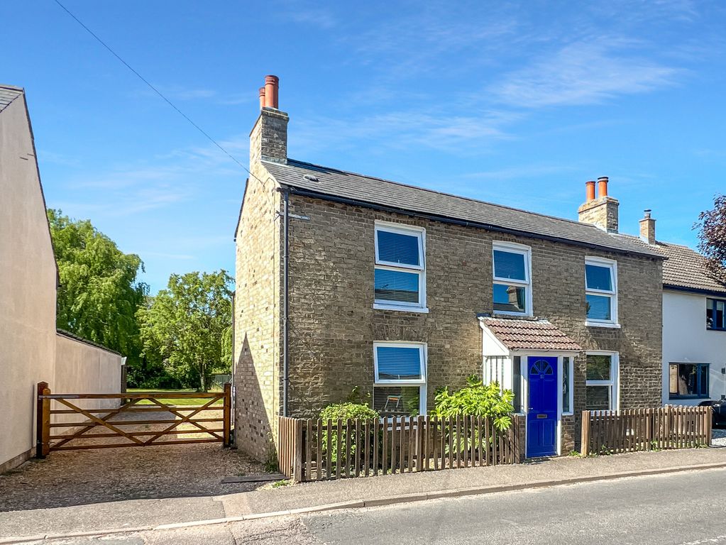 Property photo 1 of 25 Font