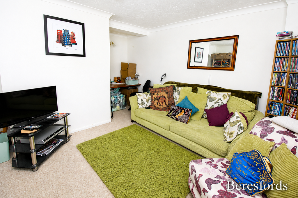 Property photo 2 of 6 Lounge View 1