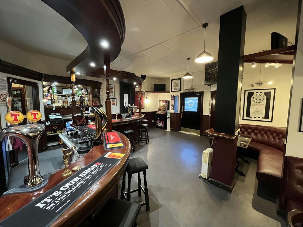 Property photo 3 of 8 The Court Bar