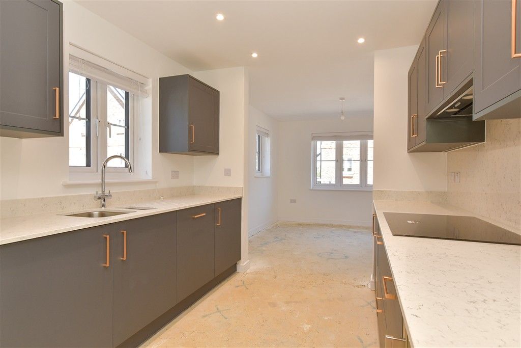 Property photo 2 of 15 Kitchen